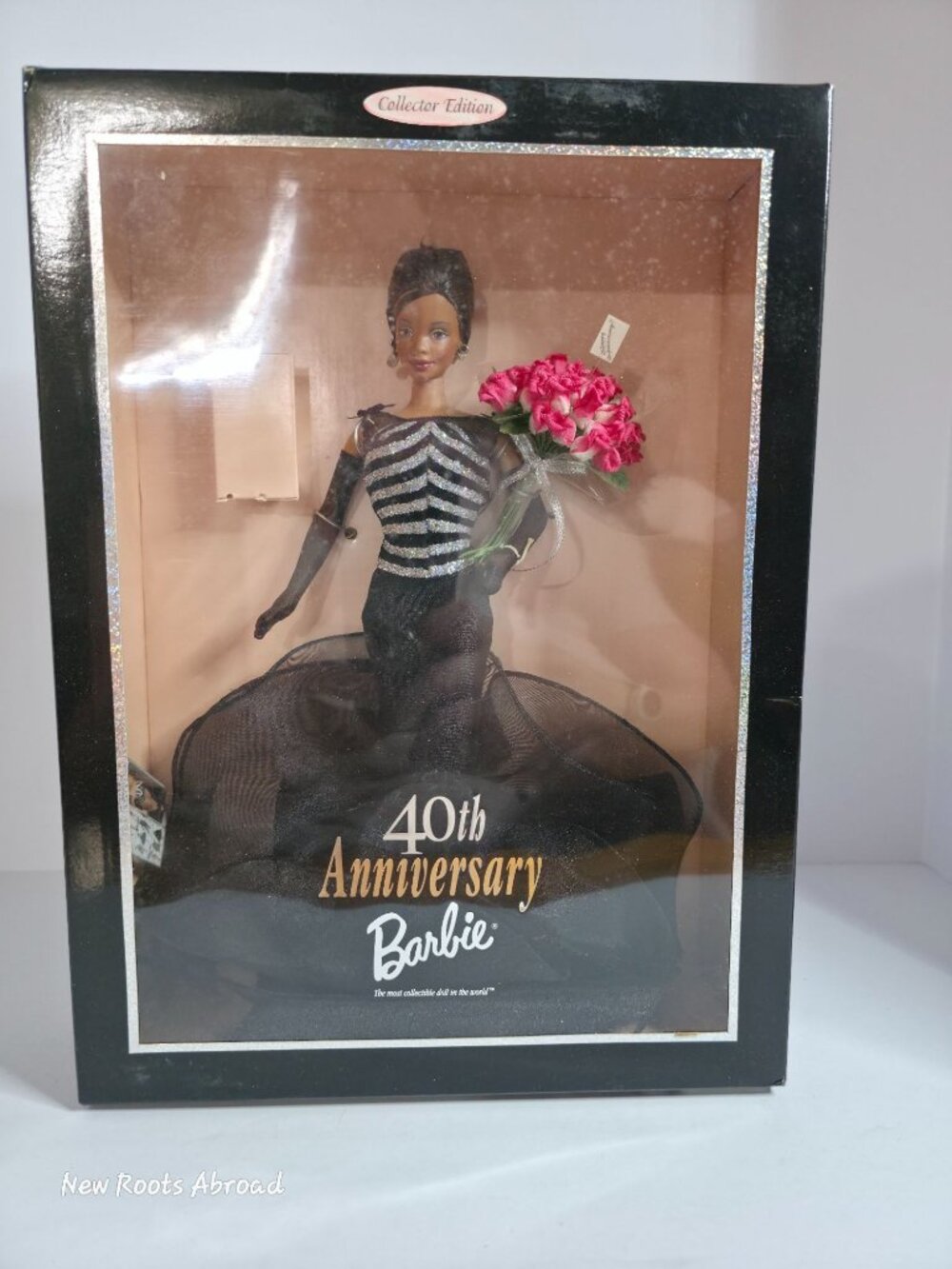 40th Anniversary Barbie African American Collector Edition 1999 Mattel #22336 Wi